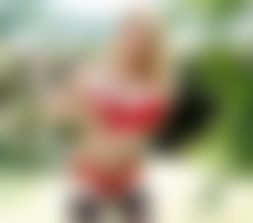 Escorts Aberdeen Aberdeen City Centre - Aberdeen - Photos for TRANSEX ELEKTRA, A WOMAN WITH SOME EXTRA! TOP AND BOTTOM