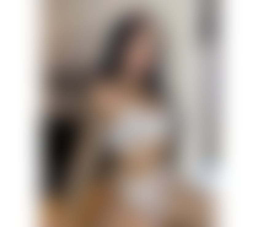 Escorts Slough Slough Town Centre - Slough - Photos for Larissa Sexy Brazilian 🇧🇷| PARTY GIRL💦🎉