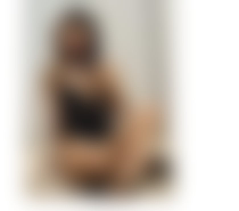 Escorts South Yorkshire Doncaster - Photos for LARA NAUGHTY💋🤤PETITE PARTY GIRL🍾🍷💋