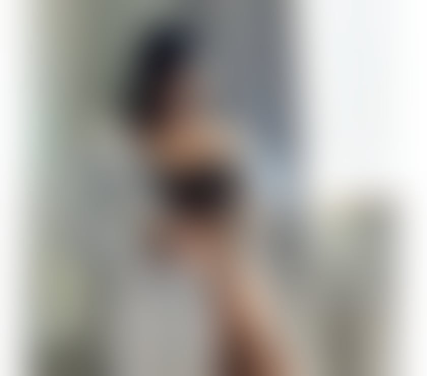 Escorts East London Gants Hill - East London - Photos for Bruna , Brazilian party girl sensual & seductive part