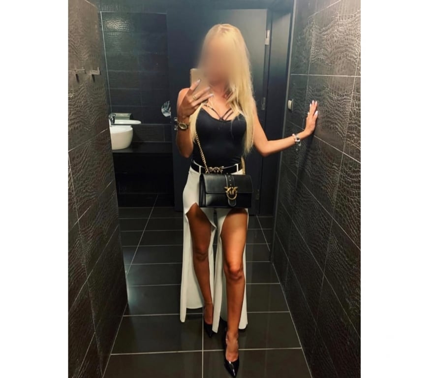 Escorts Slough Slough Town Centre - Slough - Photos for Hi Guys im Lisa x - Slough -