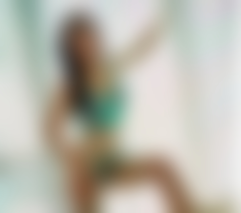 Escorts Surrey Surrey Heath - Photos for Straight 28 year old female