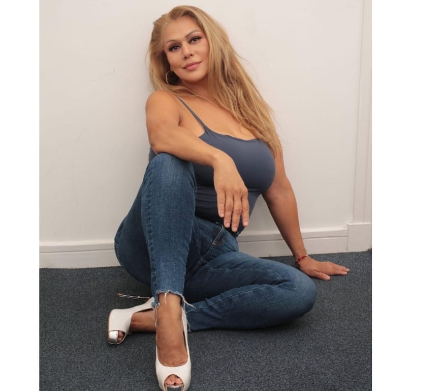 Escorts County Durham Darlington - Photos for Horny Latina LOLA!🍑