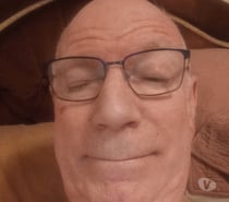 MATURE MALE GIVES OIL MASSAGE 4 GENUINE FEMALES ONLY