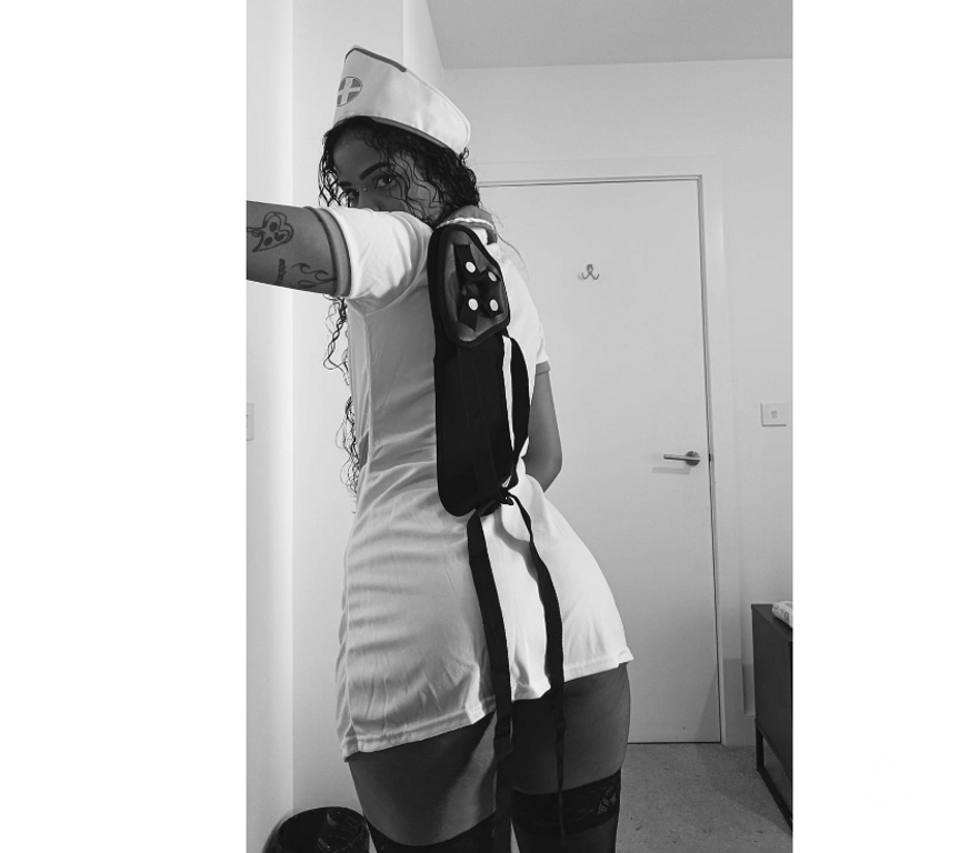 Escorts Barking and Dagenham Becontree Station - Barking and Dagenham - Photos for Morena da bunda grande e cabelos cacheados