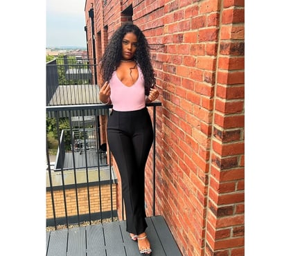  Escorts Becontree Station Barking and Dagenham - Photos for Brazilian brunette with curly hair