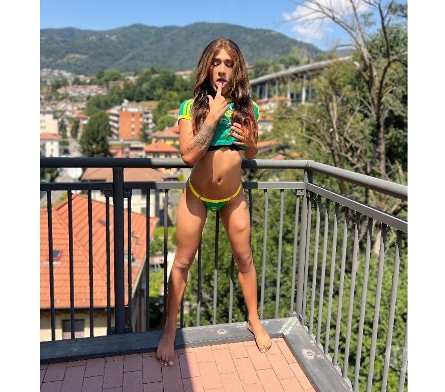 Trans Escorts West Midlands Birmingham - Photos for Laura Bella Real