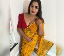 Mumtaz Myanmar Tamil Indian girl new in East Ham