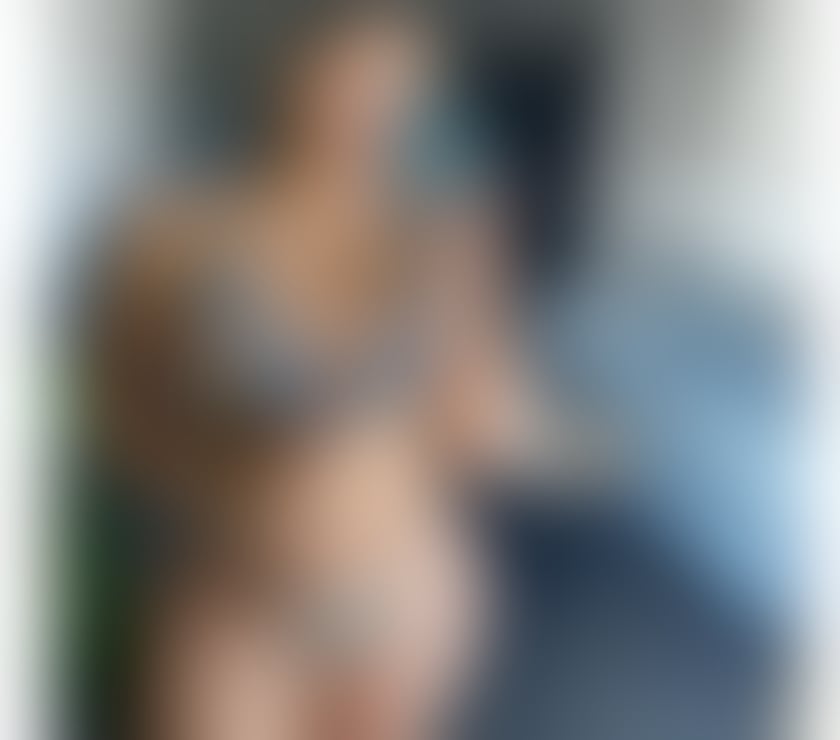 Escorts Surrey Reigate and Banstead - Photos for 🍑HOT KIRA 🍑 BEST PARTY GIRL IN TOWN