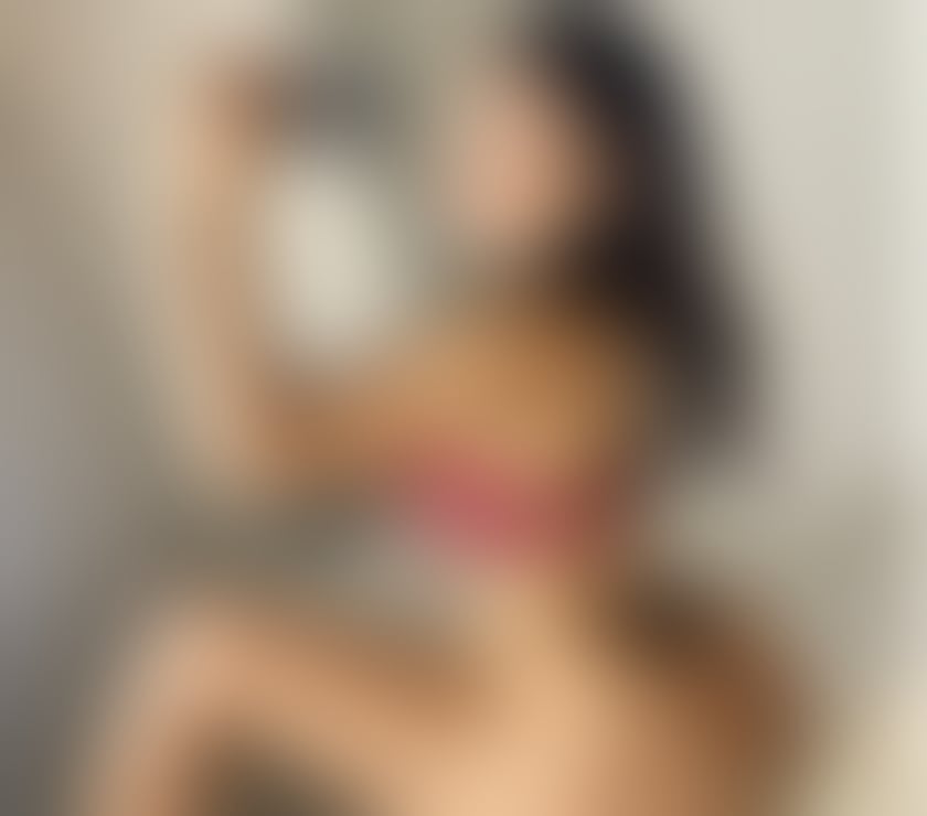 Escorts South East London Walworth - South East London - Photos for Amazing CHANEL! At your Service!Satisfaction Guaranteed