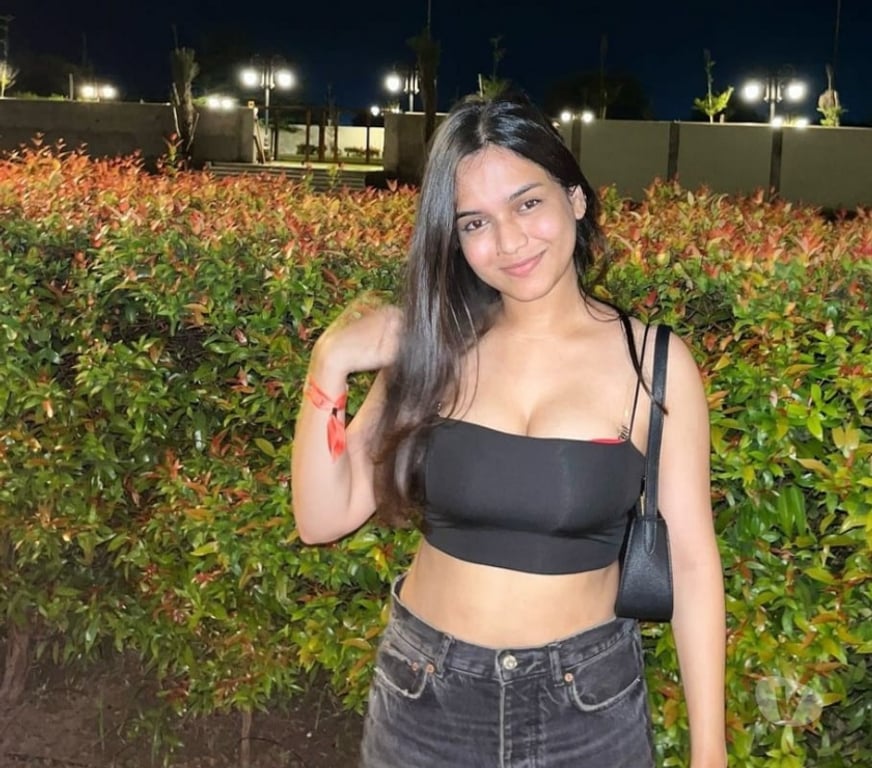 Escorts Buckinghamshire Milton Keynes - Photos for New Horny Punjabi Girl is Here in Town