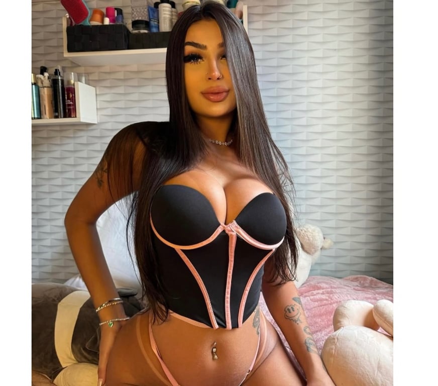 Escorts Nottinghamshire Nottingham - Photos for 🔥🍑LUIZA BRAZILIAN BIG ASS 💦🍑😈