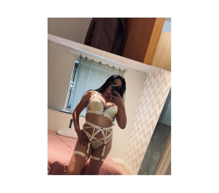Escorts West Sussex Crawley - Photos for Monika💯🍌🍑no rush💯fresh💯genuine