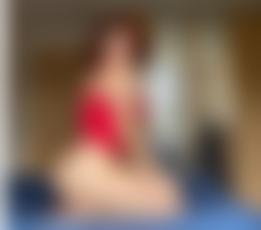 REDHEADED GIRL NEW IN TOWN FOR SHORT TERM FULL SERVICE