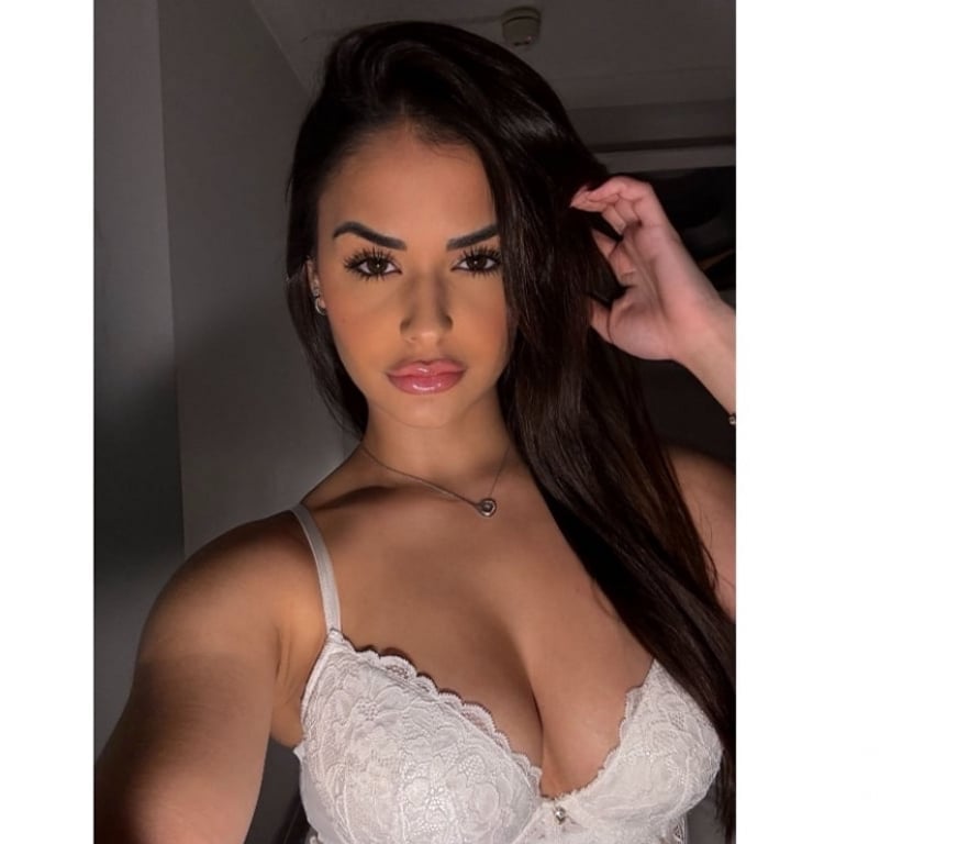 Escorts North West London Willesden Green Station - North West London - Photos for 🦋Letícia🇧🇷brazilian🍑real and friendly