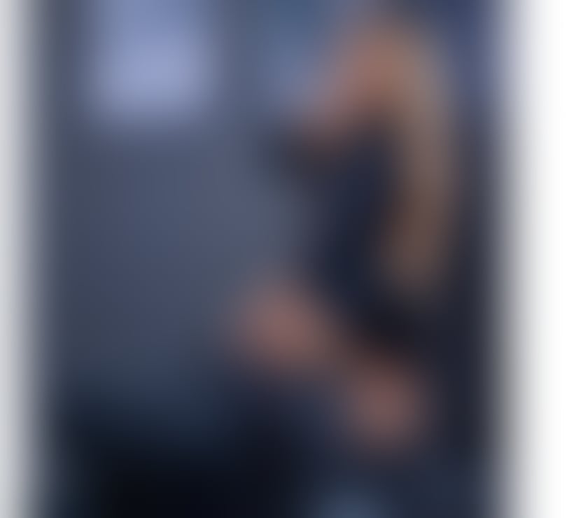Escorts West Midlands Solihull - Photos for I'm your owner not your fantasy I'm the boss here. I don't