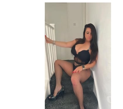 Escorts Hull City Centre Hull - Photos for Letícia 🇧🇷hot girl 🇧🇷 Party