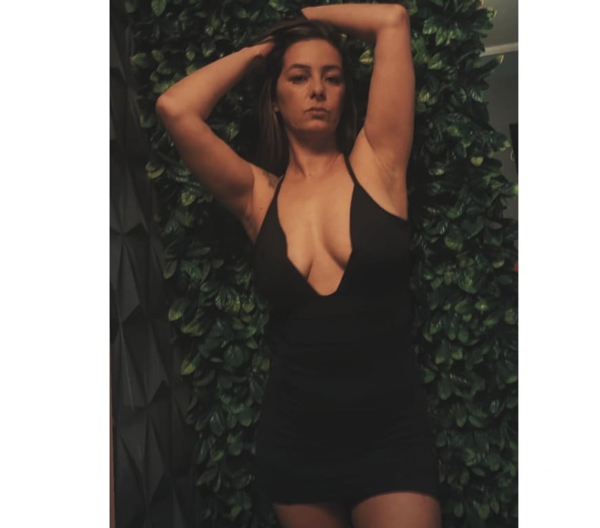 Escorts North West London Willesden Green - North West London - Photos for Samara hot 🔥🇧🇷In WILLESDEN GREEN