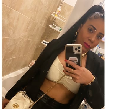 Escort Bickenhill Solihull - Photos for Hello I am Chantelle I am Colombian and I am 27 years old