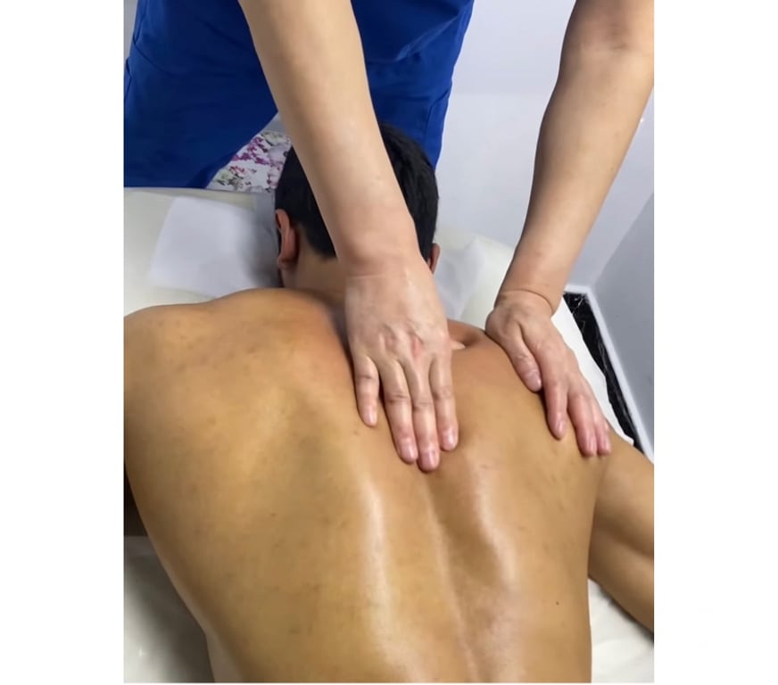 Escorts Hertfordshire Watford - Photos for Full body relaxing deep tissue massage
