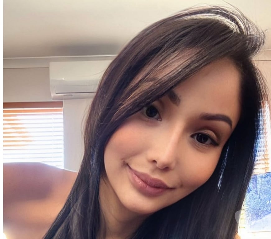 Escorts Hampshire Southampton - Photos for Sexy Australian Asian Bella for your pleasure!