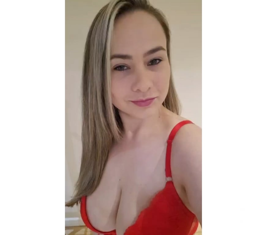 Escorts Suffolk Ipswich - Photos for New Here Big Boobs, Brazilian Girl