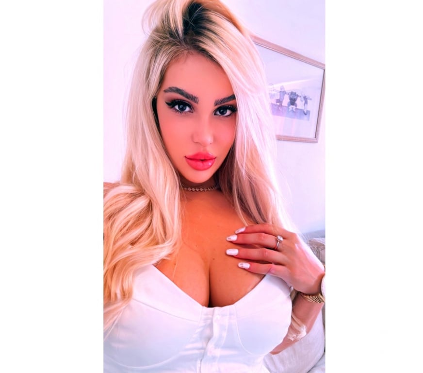 Escorts South West London Vauxhall - South West London - Photos for 🔥🔥🔥THE STUNNING🔥🔥🔥BLONDE GIRL🍑BigASS