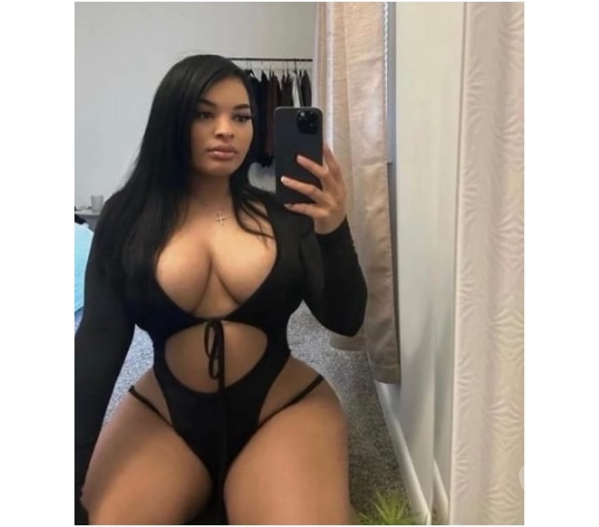 Escorts West London Hanwell - West London - Photos for Sweet curvy latina😘pleasure girl💦