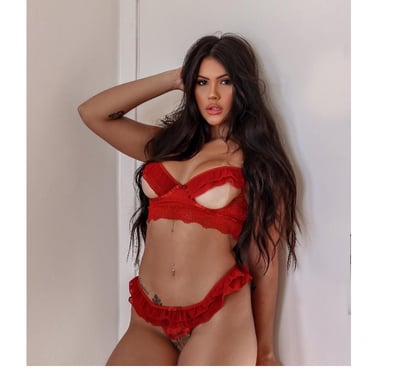  Escorts Sutton Town Centre Sutton - Photos for 😍 ESCORT❤️BRUNEET ❤️STELLA😍 PARTYGIRL