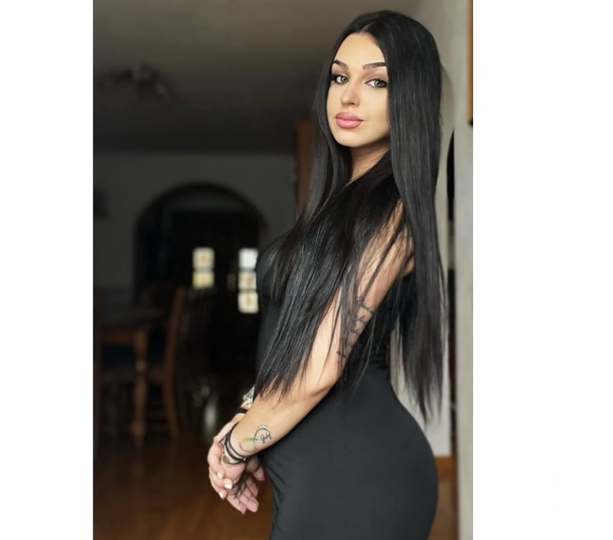 Escorts West London Hillingdon - Photos for Elegant Moments with Anda in Uxbridge ✨
