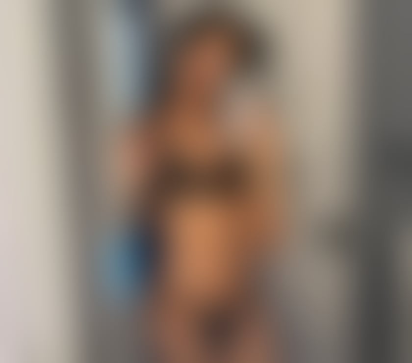 Trans Escorts West Midlands Birmingham - Photos for Sweet Smooth Chloé babe 🥰