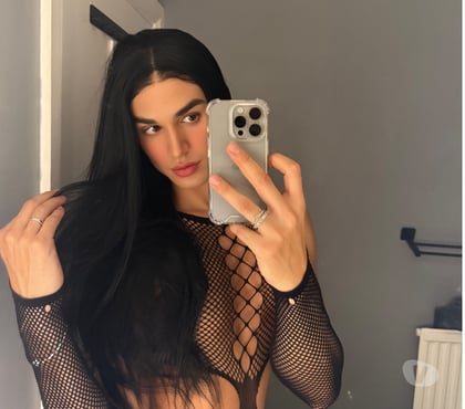 Transsexual North Kensington West London - Photos for Sweet Smooth Chloé babe 🥰