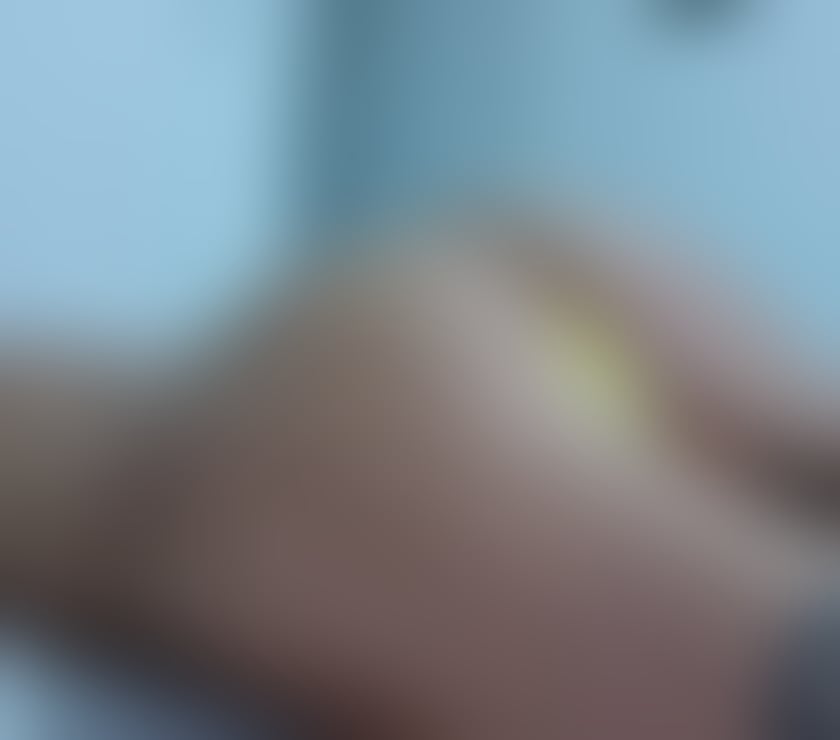 Escorts Buckinghamshire Milton Keynes - Photos for Erotic Massages COMPLETE