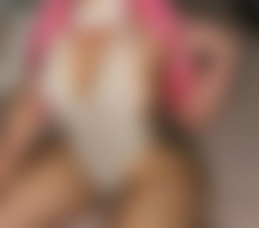 Escorts East London Poplar - East London - Photos for PARTY PINK CURVY
