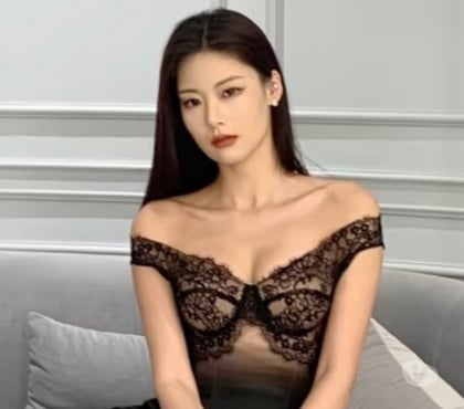  Escorts Wembley Brent - Photos for NO RUSH Japanese GOOD looking Escort WEMBLEY