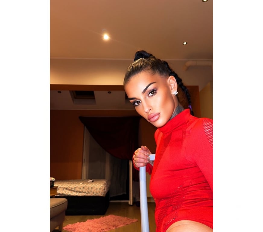 Escorts West London Hillingdon - Photos for Hi 👋 who wants have a fun 🤩???