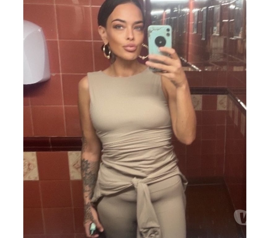 Escorts Lancashire Blackpool - Photos for English British Becky