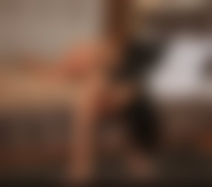 New Escorts & Erotic Massage Liverpool City Centre Liverpool - Photos for Mona new in town