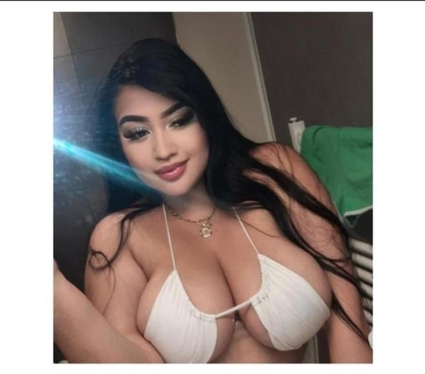 Escorts West Midlands Birmingham - Photos for 🥂24 7 PARTY GIRL ERIKA FULL SERVICE 🔥 CURVY💧💦