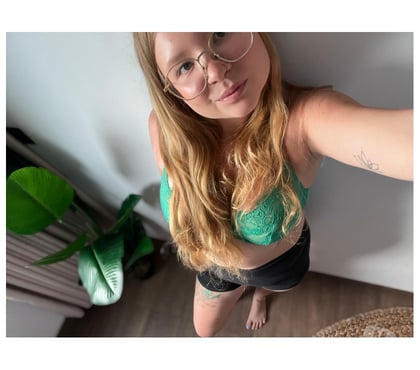  Escorts & Erotic Massage Camden Town Camden - Photos for 💋 - ULTIMATE GFE ❤️ DFK 💋 FOOT FETISH 💦