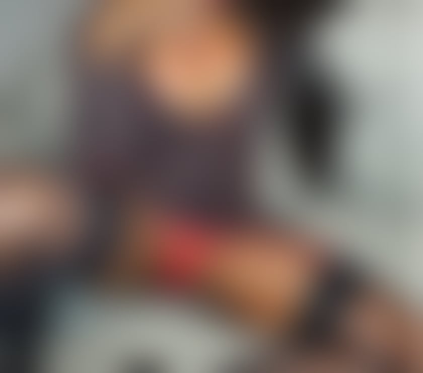 Escorts Tyne and Wear Sunderland - Photos for Allure K. Busty,Elegant Mature Sexy