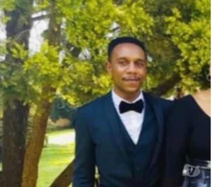 Gay Escorts Newham East London - Photos for Bi handsome student free afternoon