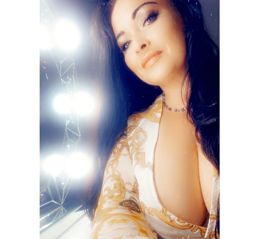 Escorts Greater Manchester Bury - Photos for MCR’s NO.1 MILF IN TOWN⭐️24-7‼️EXTRAS INC.✅
