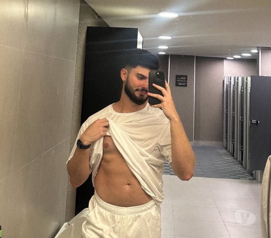 Gay massage West Midlands Birmingham - Photos for VIP ESCORT 🇧🇷