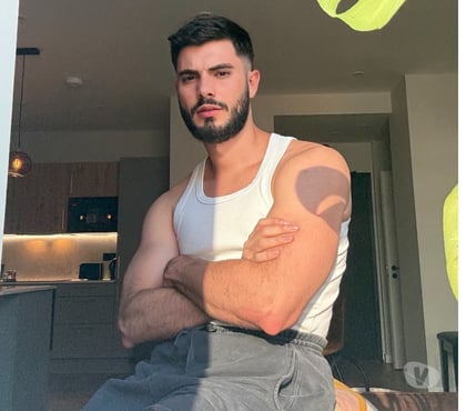 Gay Escorts Birmingham Birmingham - Photos for VIP ESCORT 🇧🇷