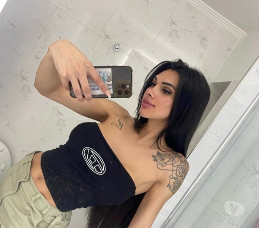 Trans Escorts Surrey Guildford - Photos for Queen trans is back π