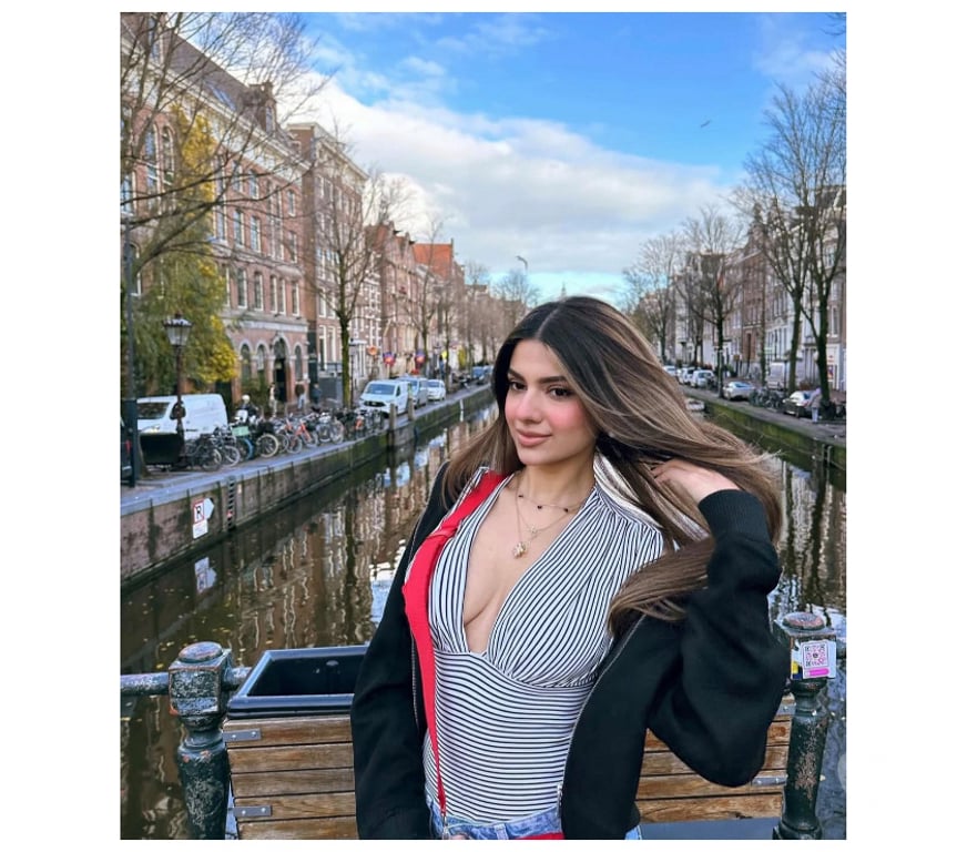 Escorts East London Newham - Photos for Exotic Indian Escort – Classy, Curvy💖