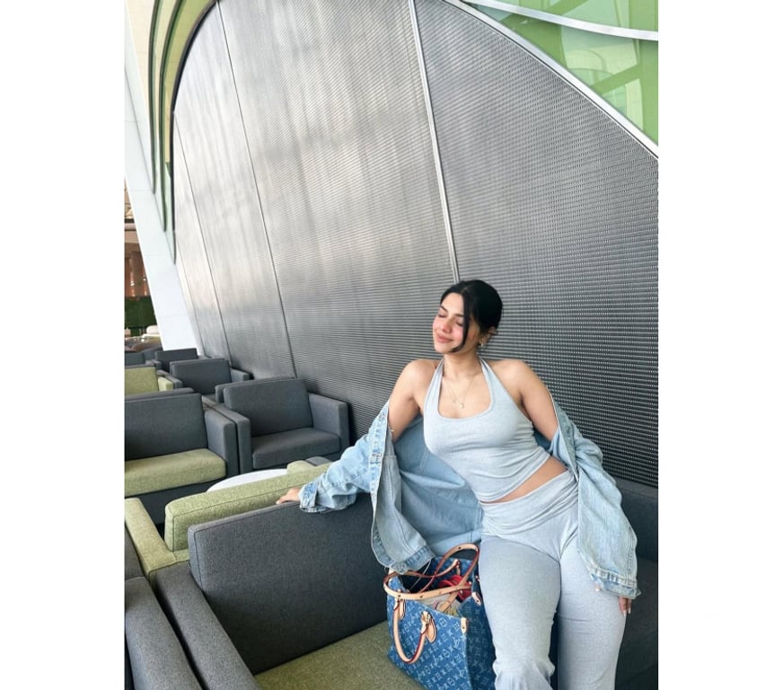 Escorts East London Newham - Photos for Exotic Indian Escort – Classy, Curvy💖