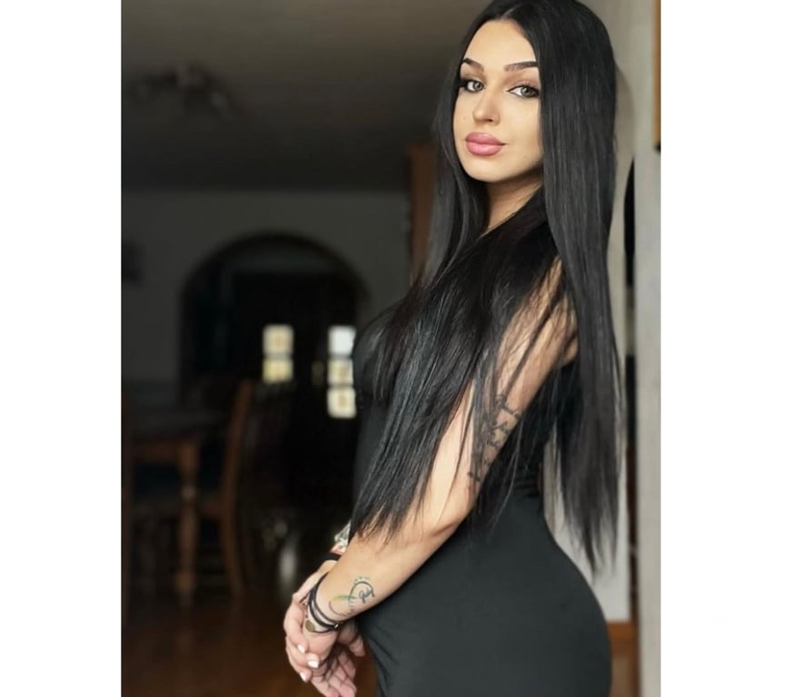 Escorts Bedfordshire Luton - Photos for Confident & Direct❤️