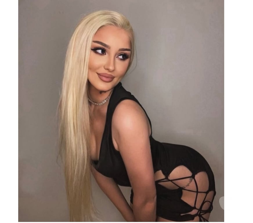 Escorts Cornwall Truro - Cornwall - Photos for Helena here ๐
๐
๐
NO RUSH SERVICE